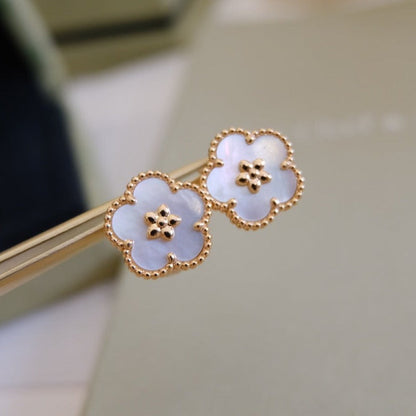 ¡®Aura Jewels¡¯LUCKY PINK GOLD WHITE MOP EARRINGS