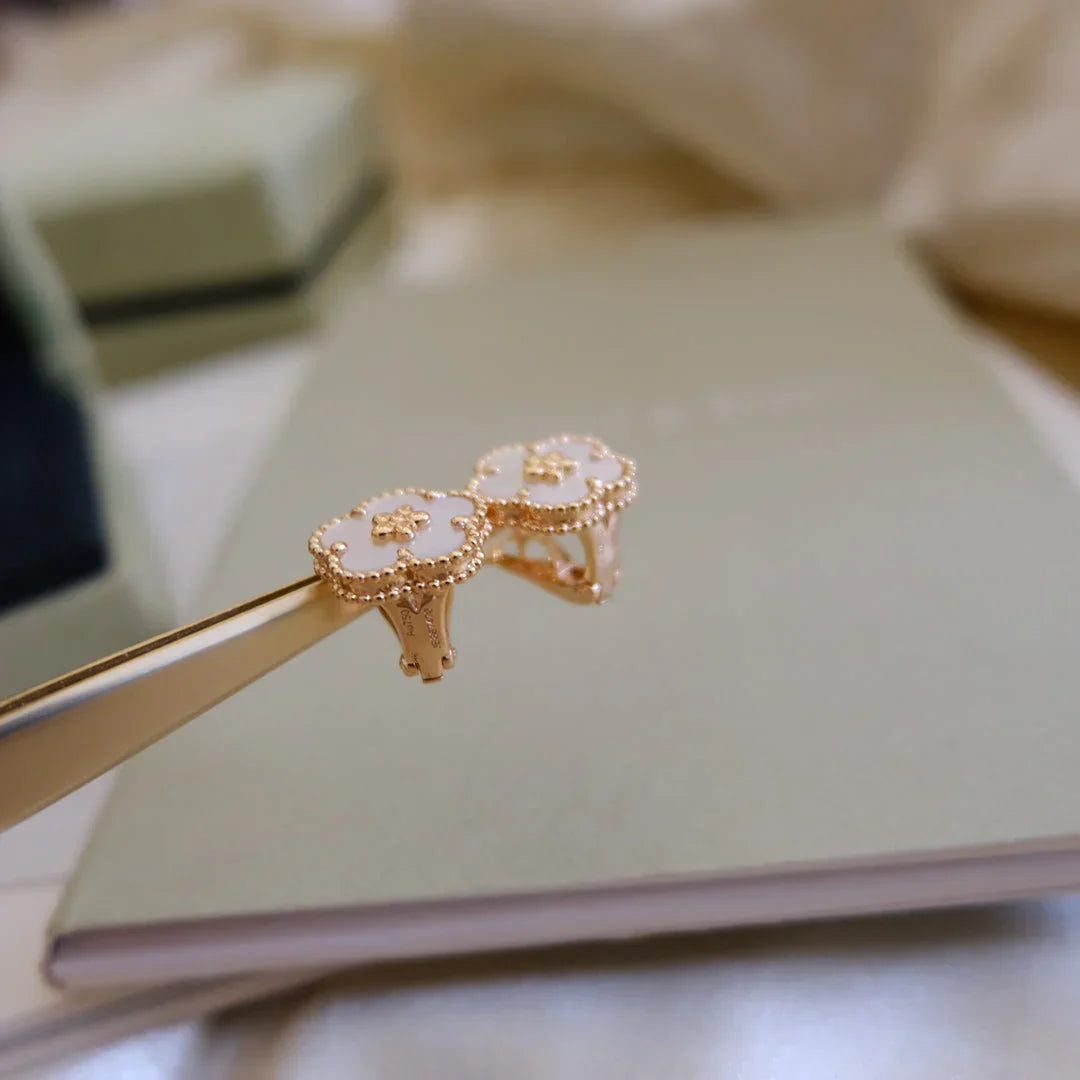 [Aura Jewels]LUCKY WHITE MOP EARRINGS