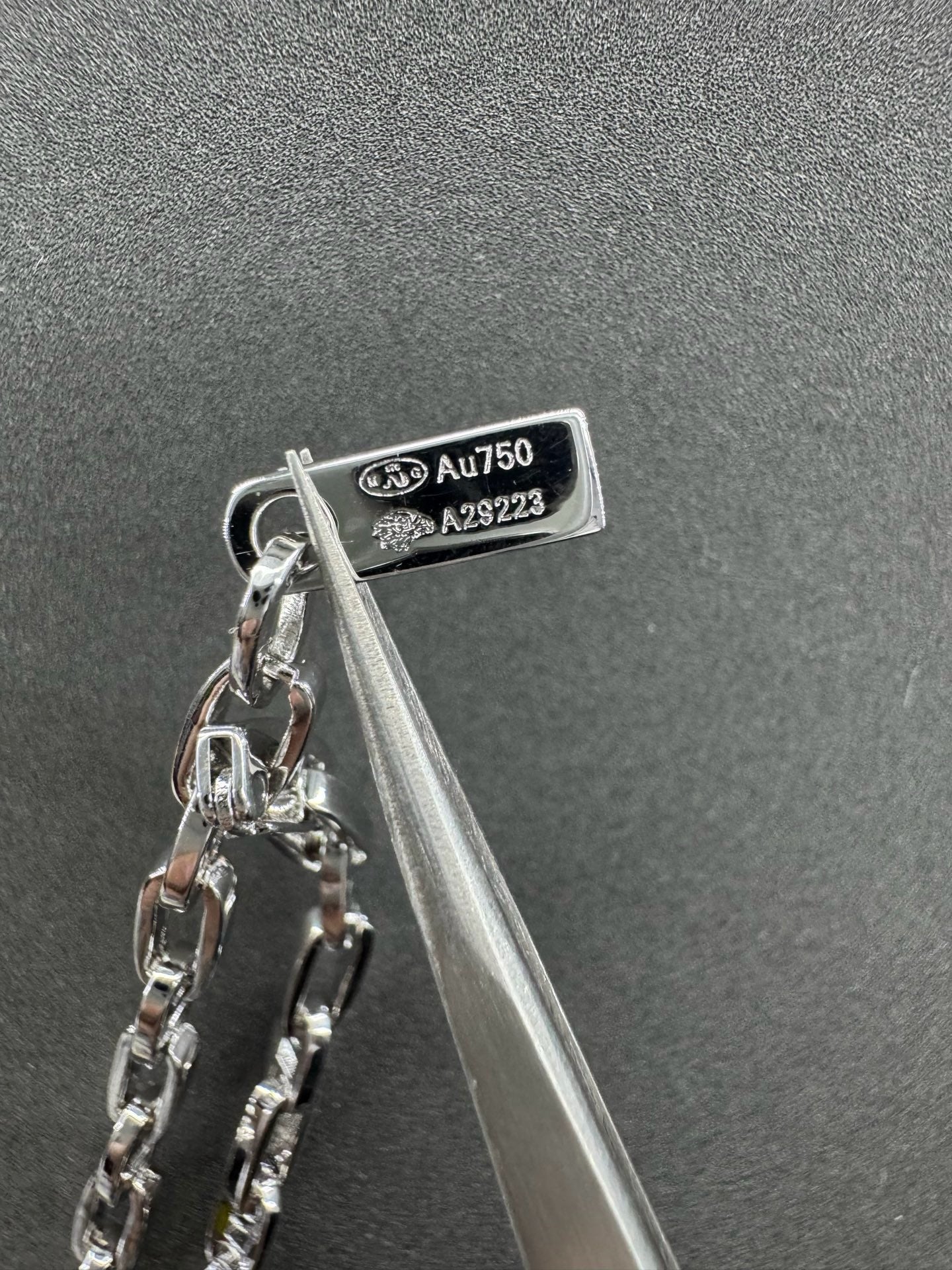 [Aura Jewels] Move Link Pave Diamond Chain Necklace