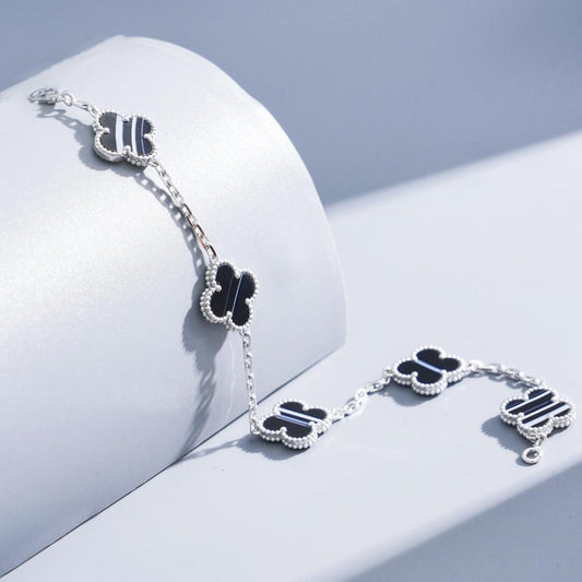 ¡®Aura Jewels¡¯CLOVER 5 MOTIF VEINED ONYX BRACELET SILVER