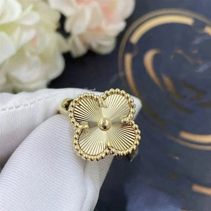 ¡®Aura Jewels¡¯CLOVER GOLD RING